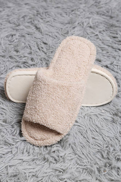 Open-Toe Slippers